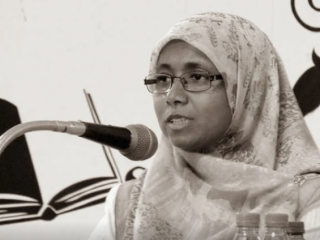 ޢާއިޝަތު ޚަލީލާ ޢަބްދުއްސައްތާރު ވާހަކަފުޅު ދައްކަވަނީ