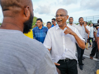 އިބޫ އެންމެ ބައްދަލުކުރާ ހިތްވަނީ ކޮން ބޭފުޅަކާ ކަން އިނގޭތަ؟