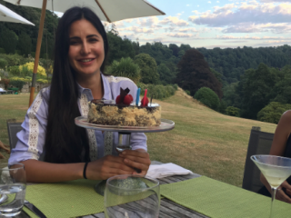 ކެޓްރީނާގެ އުފަންދުވަސް އިނގިރޭސިވިލާތުގައި ފާހަގަކޮށްފި