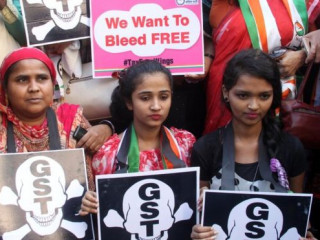 ޕެޑުން ޓެކްސް ނެގުމާއި ދެކޮޅަށް އިންޑިއާގައި ކުރި މުޒާހަރާގެ ތެރެއިން