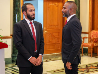 ކްރިމިނަލް ކޯޓުގެ އިސްގާޒީ އަހުމަދު ހައިލަމް އަދި ސަސްޕެންޑް ކޮށްފައިވާ ސުޕްރީމް ކޯޓުގެ ފަނޑިޔާރު އަބްދުﷲ ޑީޑީ. އެދެ ފަނޑިޔާރުންގެ މައްސަލަވެސް ޖޭއެސްސީއިން ދަނީ ބަލަމުން