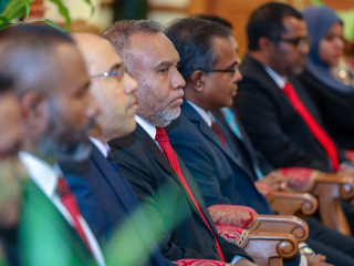 ސުޕްރީމް ކޯޓުގެ ފަނޑިޔާރުން: ސުޕްރީމް ކޯޓުގެ ނިންމުމަކީ އެންމެ ފަހުގެ ނިޔާ