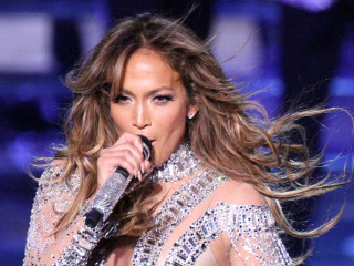 ޖެނިފަރ ލޮޕެޒް