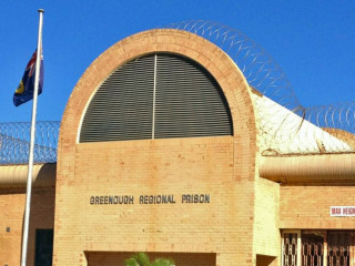 އޮސްޓްރޭލިއާގެ ޖަލެއް ފަޅާލައި ކުށްވެރިންތަކެއް ފިލައިފި