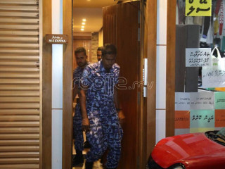 While police officers entered the house at around 12am on Thursday, the operation was still ongoing at 8am