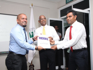 ިއީބުގެ ކެންޑިޑެސީ ފޯމު އިލެކްޝަންސް ކޮމިޝަނުގެ ރައީސާ ޙަވާލު ކުރައްވަނީ