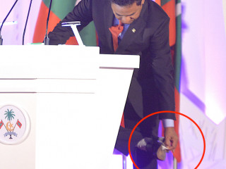 ރައީސް ސަމާލުކަން ދެއްވީ ހިތާބަކަށް ނޫން، ޗުއިންގަމް ކޮޅަކާއި ސްޕީކަރަކަށް!