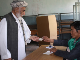 އެންމެ ފަހުން އަފްޣާނިސްތާނުގައި ބޭއްވި ރިޔާސީ އިންތިޚާބުގައި މީހަކު ވޯޓުލަނީ