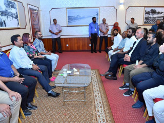 ގައުމީ ޓީމާ އެކު ރައީސް ބޭއްވެވި ބައްދަލުވުމުގެ ތެރެއިން