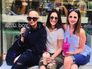 ކެންސަރު ޖެހިފައިވާ ސޮނާލީ ބޯ ބާލައިފި