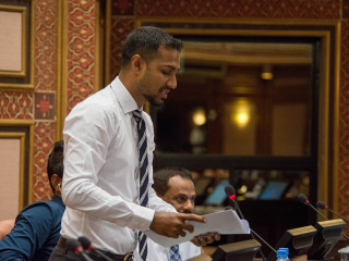 މަޑަވެލީ ދާއިރާގެ ކުރީގެ މެމްބަރު މުއާޒު މުހައްމަދު ރަޝީދު