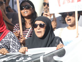 ގޮތް ހުސްވެފައި ތިބި އާއިލާތަކުން އިންސާފަށް ކުރާ ދަތުރުގެ ކޮޅުމަތި ފެންނަން ފަށައިފި