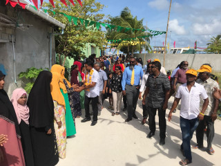 ފައިސަލްއަށް މަރުހަބާ ކިޔަން ނުކުތް ހިންނަވަރު ފެނަކަ މުވައްޒަފަކު ތ. އަތޮޅު ބުރުންޏަށް ބަދަލުކޮށްފި