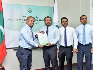 ރައީސް ޔާމީންގެ ކެނޑިޑެސީ ފޯމު އިލެކްޝަންސް ކޮމިޝަނުގެ ރައީސާއި ޙަވާލުކުރައްވަނީ