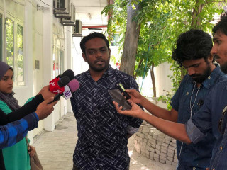 އިލެކްޝަން ކޮމިޝަނުގެ މެންބަރު އަކުރަމް ނޫސްވެރިންނަށް މައުލޫމާތުދެއްވަނީ