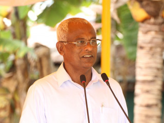 ގުޅިފައިވާ ސިޔާސީ ޕާޓީތަކުގެ ފަރާތުން އިންތިހާބުގައި ވާދަކުރައްވާ އެމްޑީޕީގެ ކެންޑިޑޭޓް އިބްރާހިމް މުހައްމަދު ސޯލިހު