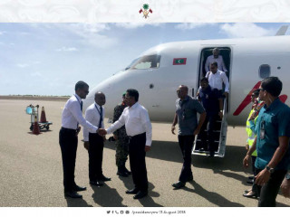 ޜައީސް ޔާމީން ތ. ތިމަރަފުށި އެއާރޕޯޓްގައި