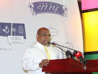 ރިޓަޔަރމެންޓް އުމުރު މަތިކުރަން އުޅެނީ 5000ރ ގެ އިނާޔަތް ކަނޑާލަން: ޝާހިދު