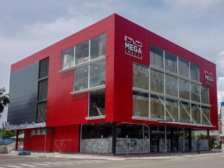 Redwave mega mall at Hulhumale\'