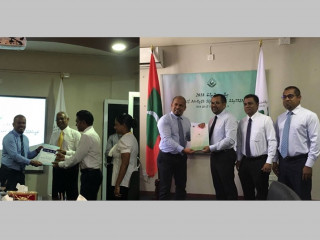 ރައީސް އަބްދުﷲ ޔާމީން އާއި ކޯލިޝަން ކެންޑިޑޭޓް އިބްރާހީމް މުހައްމަދު ސޯލިހު އިންތިހާބުގައި ވާދަ ކުރައްވާ ފޯމް އިލެކްޝަންސް ކޮމިޝަނަށް ހުށަހަޅުއްވަނީ