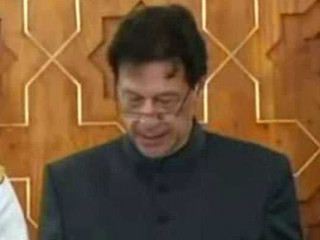 18 އޯގަސްޓް 2018 ވަނަ ދުވަހު ބޭއްވި ހުވާ ކުރުމުގެ ރަސްމިއްޔާތުގައި އިމްރާން ޚާން ވާހަކަދައްކަވަނީ