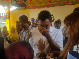 ފުވައްމުލަކު ރައްޔިތުން ހޫނު މަރުހަބާއެއް ދެންނެވުމުން ފައިސަލް އުފަލުން ފެންކަޅިވި