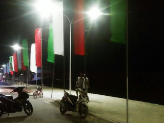 ކުޅުދުއްފުށީ ބަނދަރުގައި ދިދިތައް ޖަހާފައި: ފޮޓޯ ކުދުއްފުށި އޮންލައިން