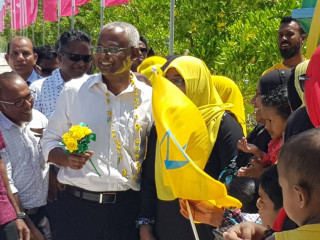 ހުޅުދުއްފާރަަށް ވަޑައިގަތުމުން އިބޫގެ މޫނުގައި ކުލަ ހާކަނީ