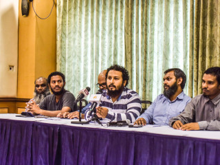 އަދާލަތުގެ ނަމުގައި ބަޔަކު ބޭއްވި ނޫސްވެރިންގެ ބައްދަލުވުމުގައި ބައިވެރިވި މީހުން