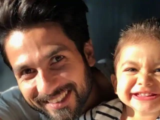 ޝާހިދު ކަޕޫރުގެ ތުއްތު ދަރިފުޅު މޮޑެލްކުރުމާ މެދު ޝާހިދުގެ ޖަވާބަކީ މިއީ!