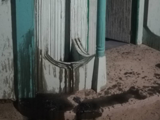 ޤާސިމްގެ އަނބިކަނބަލުން އައިޝާގެ ގެއަށް ކަޅުތެޔޮ ޖަހައިފި