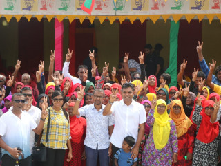 ފައިސަލް ގޮއިދޫގެ ރައްޔިތުންނާއެކު