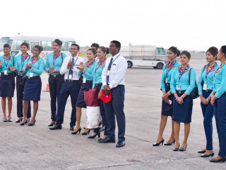 ހަޅުތާލު ކުރުމުގެ ގޮތުން މޯލްޑިވިއަންގެ ގިނަ ކެބިން ކްރޫއިން މަސައްކަތަށް ސަލާމް ފޮނުވައިފި