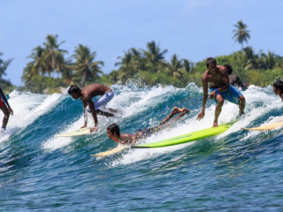 ރާއްޖޭގައި ޒުވާން ރާޅާއެޅުންތެރިންތަކެއް ރާޅާއަޅަނީ