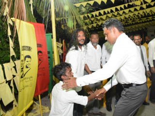 ދަރަވްނދޫގައި ބޭއްވި ޖަލްސާގައި ފައިސަލް ނަސީމް