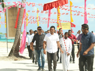 ބ އަތޮޅު ދޮންފަހުން ފައިސަލް އަށް ވަނީ ޙޫނު މަރުޙަބާއެއް ދަންނަވާފަ