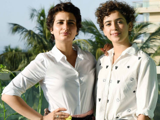 ފާތިމާ ސަނާ ޝެއިޚް އާއި ސާންޔާ މަލޯތްރާ ޔޫރަޕްގެ މަގުމަތީގައި ނަށައިފި