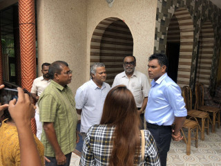 އިންޑިއާގައި ކުރިއަށް ގެންދިޔަ ދޮރުން ދޮރަން ކެމްޕެއިންގެ ތެރެއިން