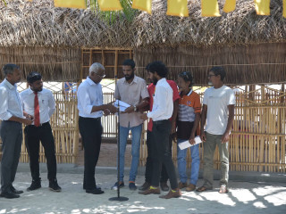 ގއ. ކޮނޑޭ ކައުންސިލްގެ ރައީސާއެކު ރަށުގެ ބަޔަކު އެމްޑީޕީއަށް ސޮއި ކުރަނީ