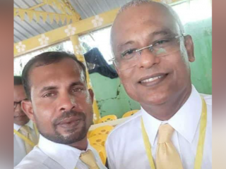 އިބޫއާއެކު ދިއްދޫގެ ކުރީގެ ކައުންސިލަރު އަބްދުﷲ ވަހީދު، އޭނާގެ އިތުރުން އެކްޓިވިސްޓަކު ވަނީ ހައްޔަރުކޮށްފައި