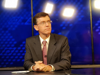 އިނގިރޭސިވިލާތުން ރާއްޖެއަށް ކަނޑައަޅުއްވާފައި ހުންނަވާ ސަފީރު ޖޭމްސް ޑޯރިސް ރާއްޖެޓީވީއަށް އިންޓަވިއު ދެއްވަނީ