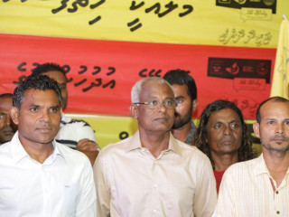 މާފަންނު ދެކުނުދާއިރާގެ ޖަގަހަ ހުޅުވުމުގެ ތެރެއިން