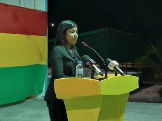 އައްޑޫ މީދޫ ދާއިރާގެ މެންބަރު ރޮޒައިނާ އާދަމް