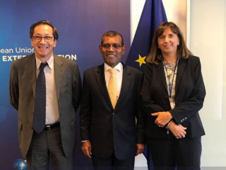 Former President Mohamed Nasheed with EU Ambassador to Maldives Tung-Lai Margue and EEAS’ Deputy Managing Director for Asia Department, Paola Pampaloni