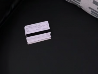 އައިޑީ ކާޑުތަކެއް: އައިޑީކާޑު ގަންނަ ކަމުގެ ޝަކުވާ ވަނީ ބޮޑުވެފައި