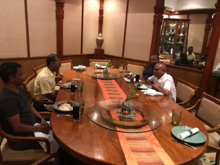 ހިޔަލީ ކުރީގެ ރައީސް ނަޝީދާއި ބައްދަލުކުރެއްވުން