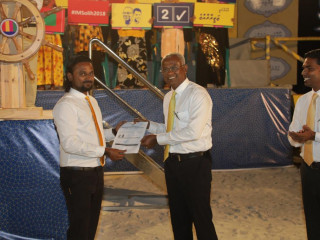 Ahmed Rishwan and Ibrahim Athif officially joined the Maldivian Democratic Party at the rally held in Hinnavaru island