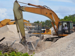 ނޮޅިވަރަމްގެ ގޮނޑުދޮށް ކޮންނަ ކަމަށް ބުނާ ފޮޓޯ