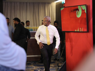 ރާއްޖެޓީވީގެ ރައްޔިތުންގެ ދަރުބާރުގައި އިބޫ