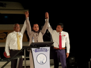 ރިޔާސީ އިންތިޚާބުގެ ކެމްޕެއިން ނިންމާލުމުގެ ޖަލްސާގައި އިލްޔާސް ރައީސް އިބޫ އަދި ނައިބު ރައީސް ފައިސަލް އާއިއެކު